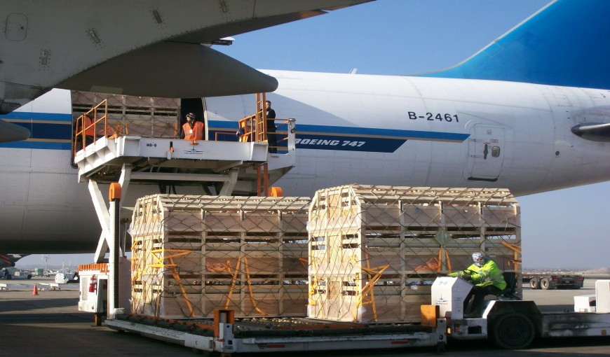 西区街道到新加坡空运公司